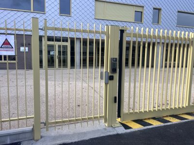 Portillon barreaudé